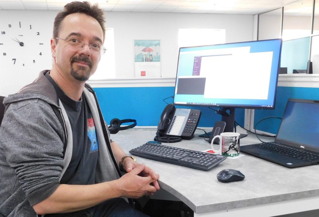 Photo of staff member Ken Earl